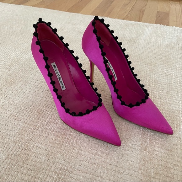 Manolo Blahnik Shoes // Size 39 - Picture 7 of 7